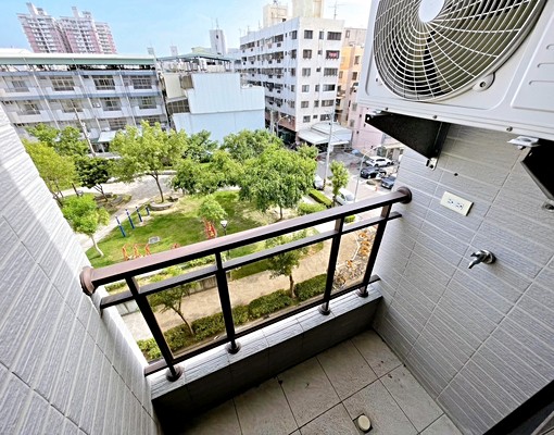 搶❗❗💫秒殺電梯陽台質感房💫衛浴開窗💫剩最後一席 - Image 7