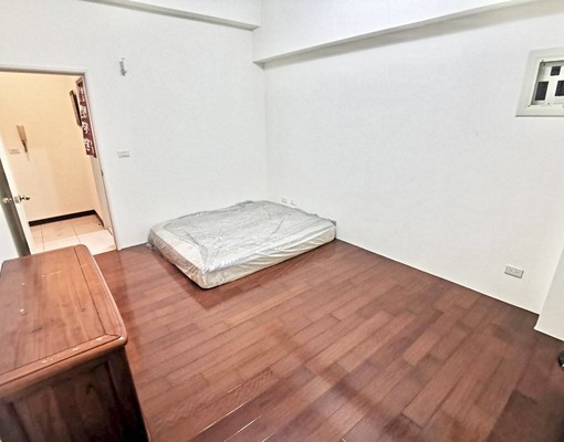 整棟東海前院美別墅♡全配3房♡可租補報稅♡近中科♡門前停車 - Image 7