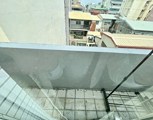 走路到中興大學/套房有陽台/輕屋齡/超便宜套房 - Image 4