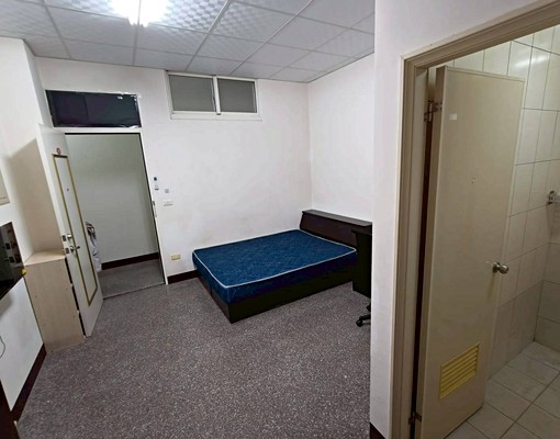 大套房🎉室內停車🎉美食天堂🎉子母車✨附近方便停車 - Image 4