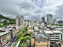 中興路一段近區公所低公設捷..