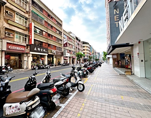 🌈黃金商圈文化中心金店面🌈 - Image 8