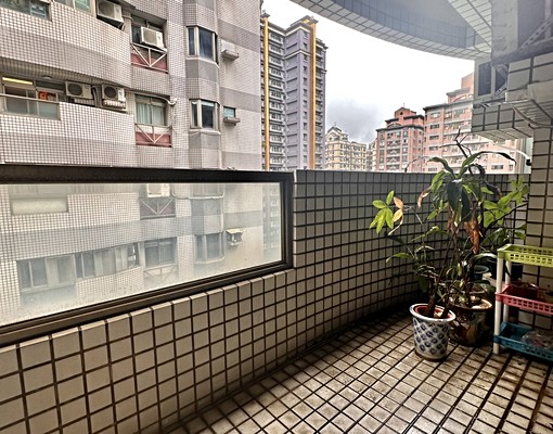 免仲可租補,中壢sogo海華商圈電梯3房車,家俱全,拎包入住 - Image 15