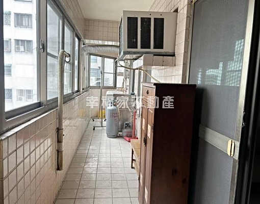(租)東區*市立醫院大坪數四房平車 - Image 12