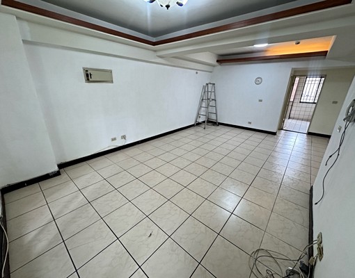 附近停車場｜自備家具📦大空間｜電梯大樓✅可租屋 - Image 10