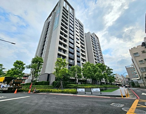 鳳山國中全新高層視野2房 - Image 2