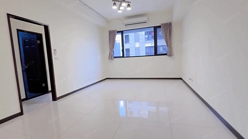 三民高中丨可貓丨專屬露台丨可另租車位⭐️Wei⭐️ - Image 1