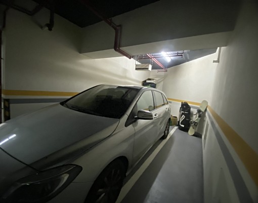 六張犁站旁室內平面停車位很大可停大車可放雜物 - Image 7