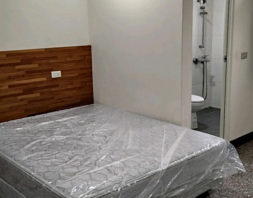 鄰近星巴克7-11運動場套房 - Image 3