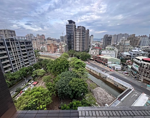 💕國美山翫水🌳看公園綠意3房+坡平車位⏩️影片看屋 - 591租屋網 - Image 11