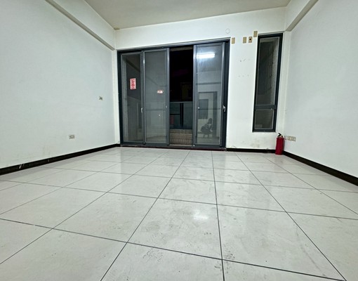 北屯興安大連商圈臨20米路店住合一透天店面 - Image 13