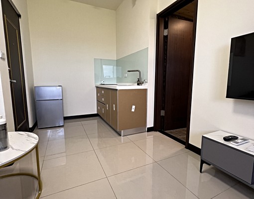 近A19捷運站-全新景觀大套房II - Image 5