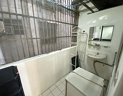 中原電梯漂亮網路大套房.有陽台 - Image 8
