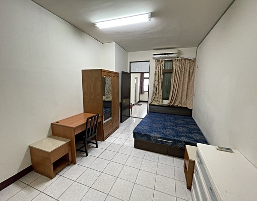 獨棟透天厝家具配備齊全適合員工宿舍或住家 - Image 9