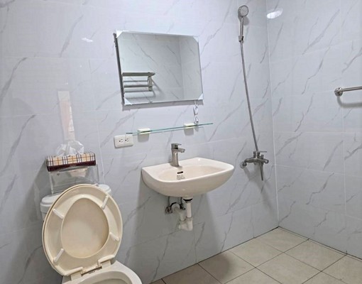 小港國小獨棟一層一戶大4房漂亮公寓 - Image 11