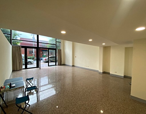 (街邊店住招租)元智生活圈優質臨轉角挑高金店面 - Image 3