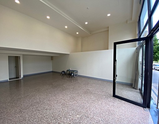(街邊店住招租)元智生活圈優質臨轉角挑高金店面 - Image 9