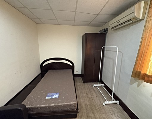 類ANDY老師套房出租!地點絕佳!板橋中山路一段! - Image 2