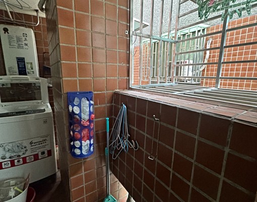 高鐵中山醫旁新整修屋採光佳格局方正可租補 - Image 10