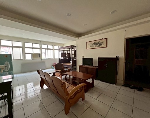 捷運板橋站【超值3房1廳】可分租★傢俱齊★有廚房 - Image 1