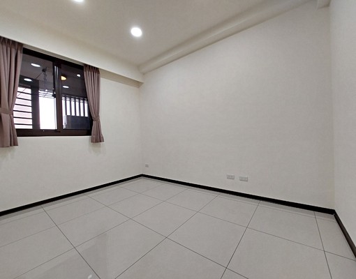 興仁夜市/八德國小二房/免仲可補助 - Image 2