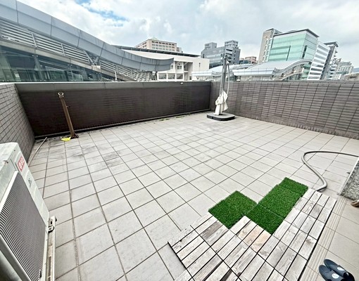 💖捷運港墘站共構宅✨採光佳✨獨立大露臺✨垃圾代收X管理代收 - Image 8