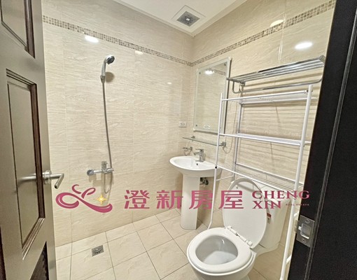 傢具齊全✨稀有可寵四房✨戶數單純✨台水電✨黃金地段✨平車另租 - Image 12