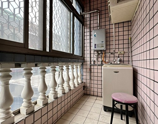 稀有物件大坪數透天美屋出租有車庫 - Image 8