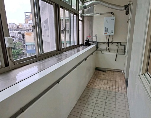 鄰東湖捷運站,全新整潢 - Image 3