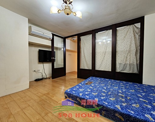竹北租屋家樂福。1+1房陽台樓中樓。含管網路第四台 - Image 4