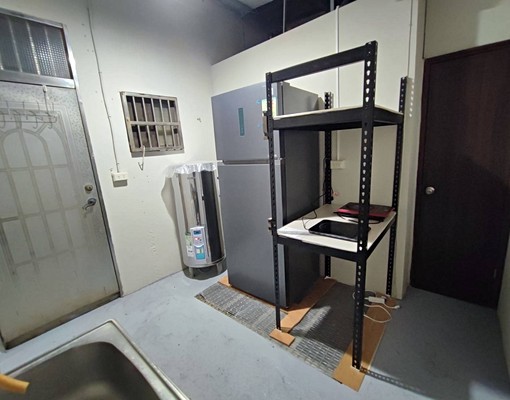 只剩二間📢分租全新家俱電雅房📢可租補 - Image 8