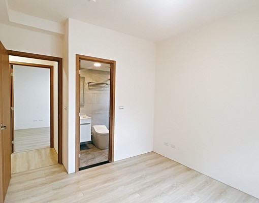 泓瑞恆昕可租補全新邊間三房,附平面車位,傢俱家電全配 - Image 9