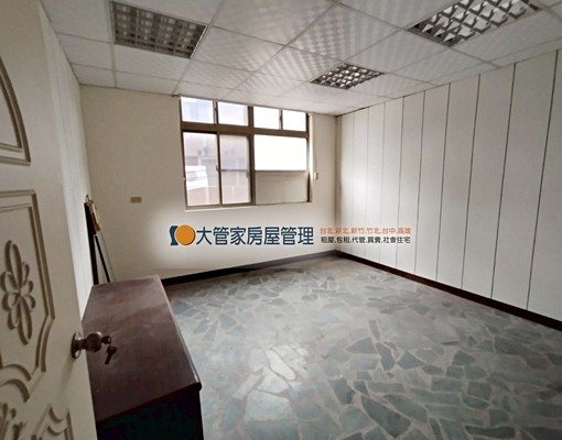 楊梅《市中心1-3樓透天可住店使用》 - Image 3