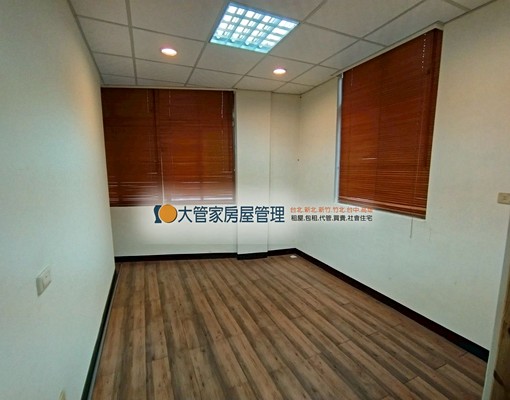 楊梅《市中心1-3樓透天可住店使用》 - Image 12