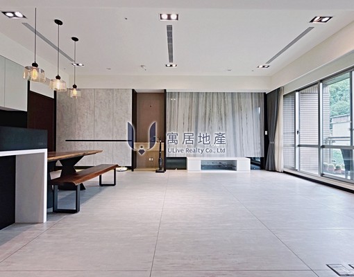 綠意室內大坪數豪邸｜信義室內泳池夢想居 - Image 1