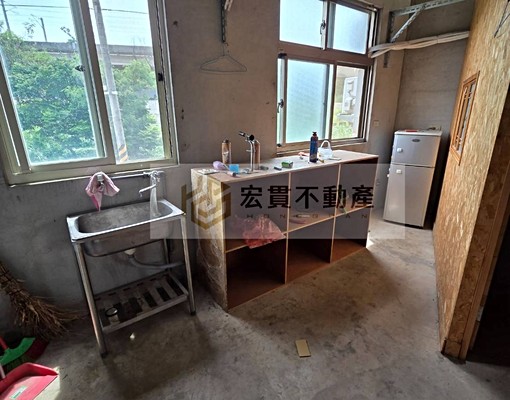 竹科園區新莊車站|可停休旅車|四房適員工宿舍 - Image 3