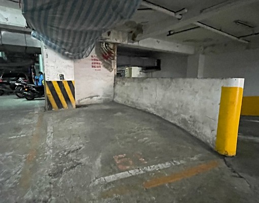 獨立好停車位🍀凱旋大地🍀近201巷Ｂ區出入口 - Image 1