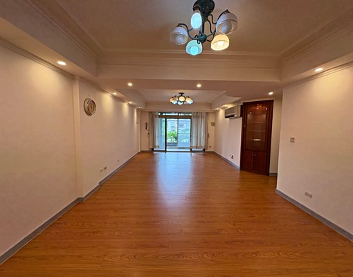 大台北華城石上清泉社區庭院一樓附平面車位 - Image 2