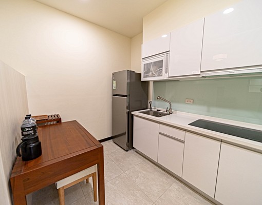 海洋音樂中心愛情河左岸全新裝潢電梯兩房傢俱家電齊全 - Image 3