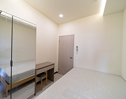 海洋音樂中心愛情河左岸全新裝潢電梯兩房傢俱家電齊全 - Image 13