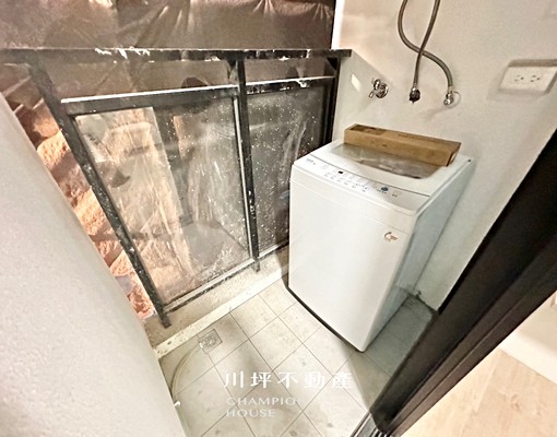 搶❗❗💫稀有可寵近全新電梯陽台套房💫衛浴開窗可雙租補 - Image 6