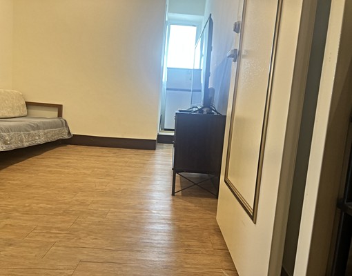 捷運劍潭站鄰全聯邊間雙採光電梯1房1廳 - Image 10