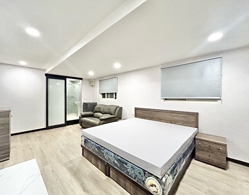 三重/百萬全新裝潢/第一手/獨洗曬/大空間/代收垃圾 - Image 3