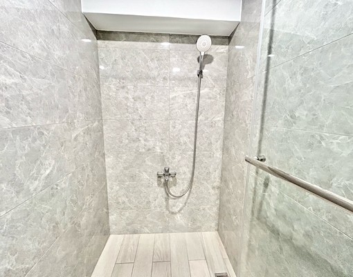 三重/百萬全新裝潢第一手/採光通風/垃圾代收/管理員/機能佳 - Image 5