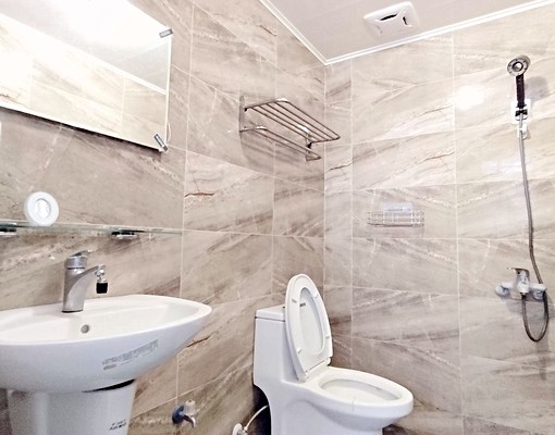 中美街美套房有陽台~向上市場近勤美草悟道 - Image 8