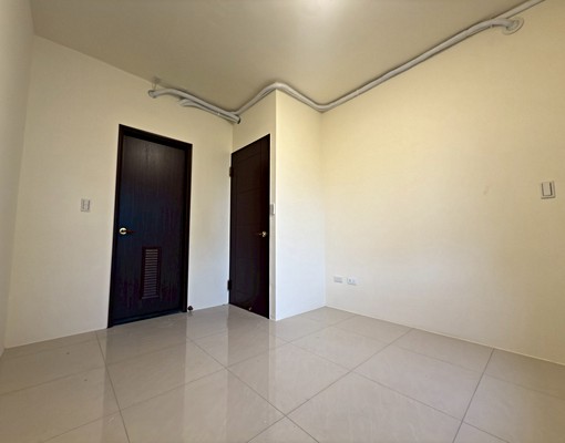 🏡【崑庭馥御】三房兩廳｜4樓稀有釋出｜含平車含管 - Image 1