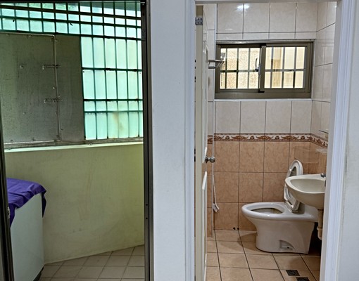 沙鹿家樂福商圈優質大套房*陽台*獨洗曬 - Image 5