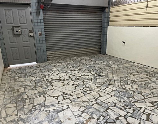 新市家樂福超市旁*整棟透天七房*可宿舍 - Image 2