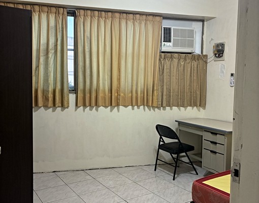 七堵火車站旁含水電費,瓦斯費(限女性) - Image 8