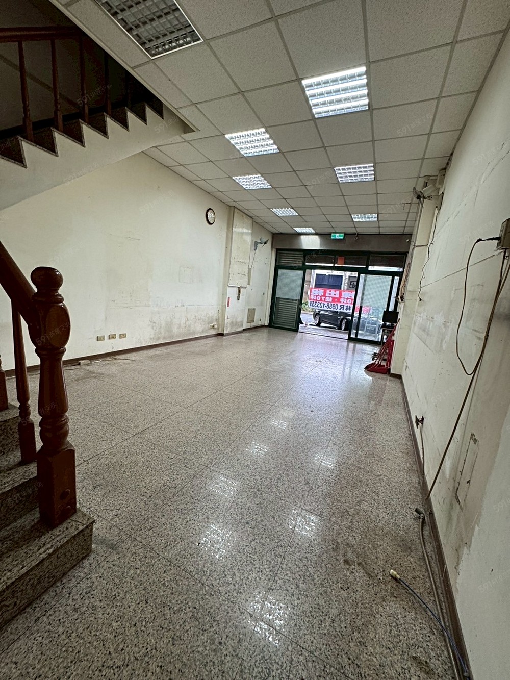 1F挑高店面(店深)